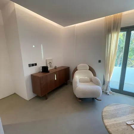 Διαμέρισμα Almond Chambers *